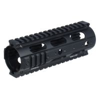 Leapers UTG Pro Model 4/15 Carbine Length Symmetrical Split Slim-Rail ...