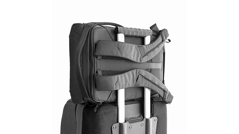 Peak Design Everyday 30 Liters Zip Backpack, Black, BEDB-30-BK-2