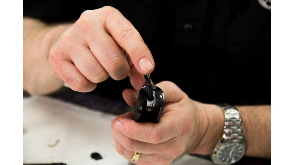 how to remove a 1911 firing pin